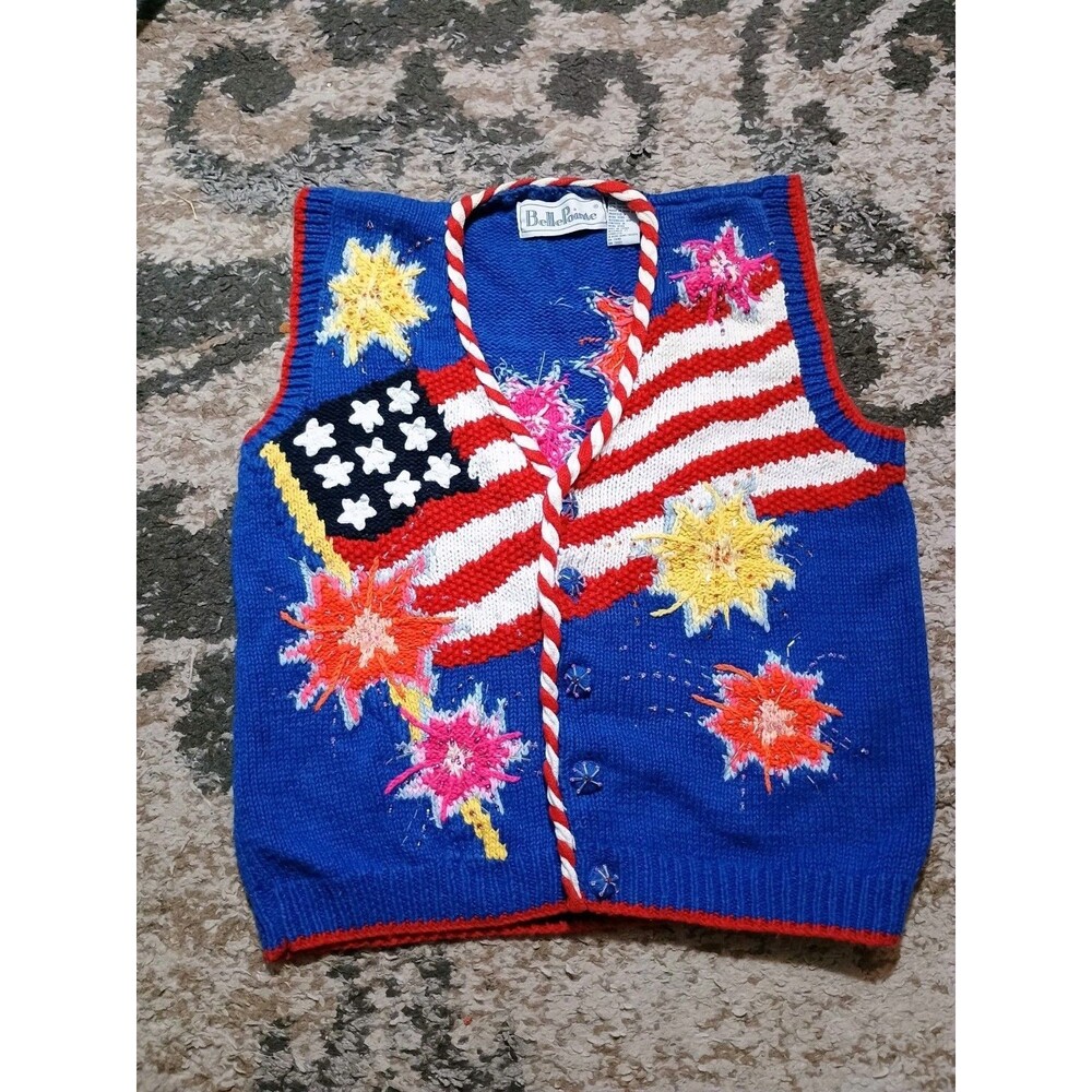 Belle Pointe Sweater Vest Flag Fireworks Red White Blue Patriotic  Granny Core M